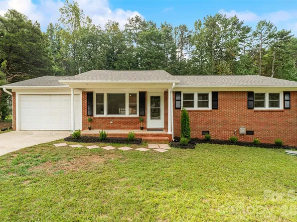 109 Alexis Forest Dr, Stanley, NC 28164
