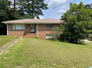 100 Woodland Dr, Adamsville, AL 35005