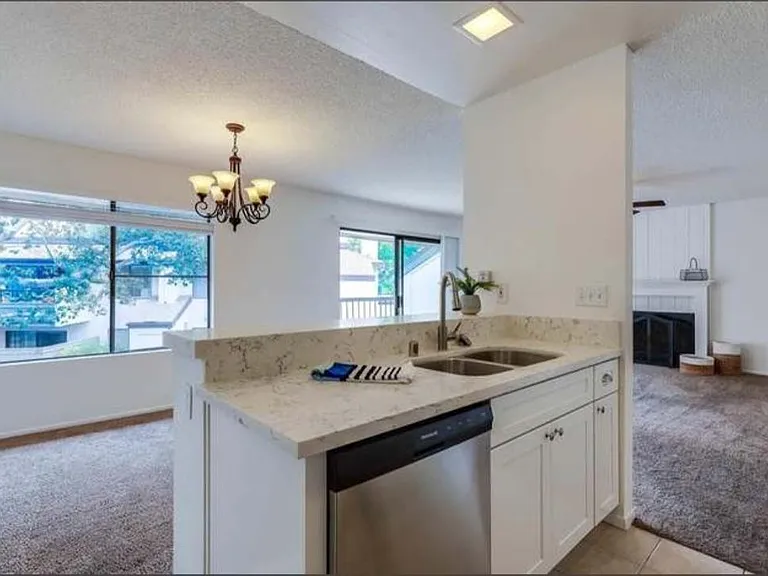 450 W Vermont Ave #2102 — Photo 5