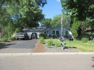 11231 Wren St NW, Coon Rapids, MN 55433