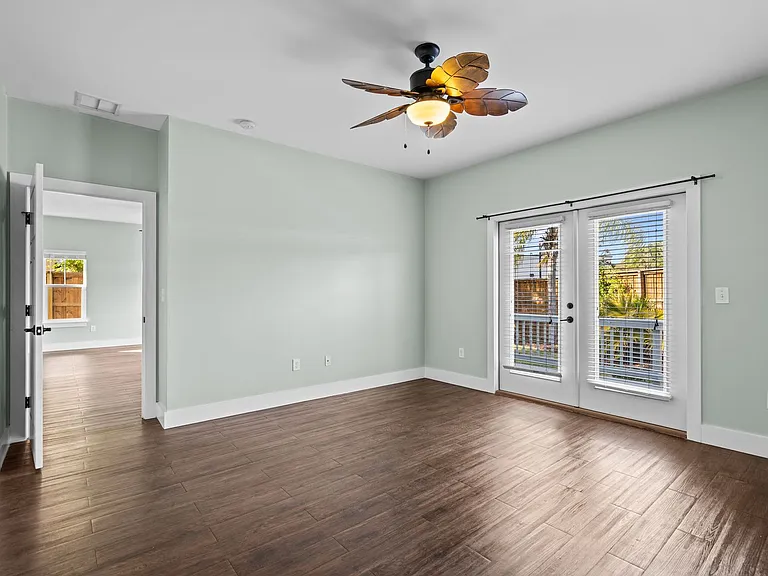 228 Herada St — Photo 10