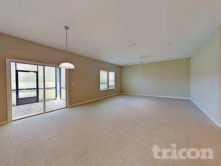 10226 Pavnes Creek Dr — Photo 19