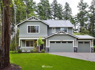 10686 N Madison Ave, Bainbridge Island, WA 98110