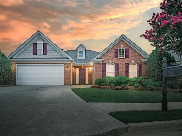 2059 Wicker Wood Way, Snellville, GA 30078