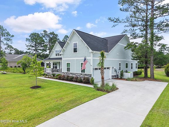 4th image of 546 Stanwood Drive SE