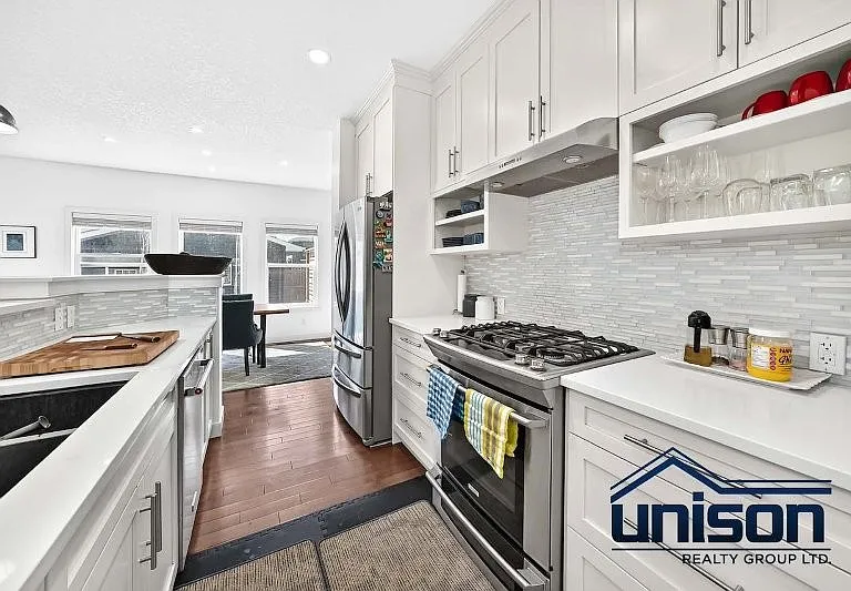 47 N Evanspark Rd NW — Photo 36