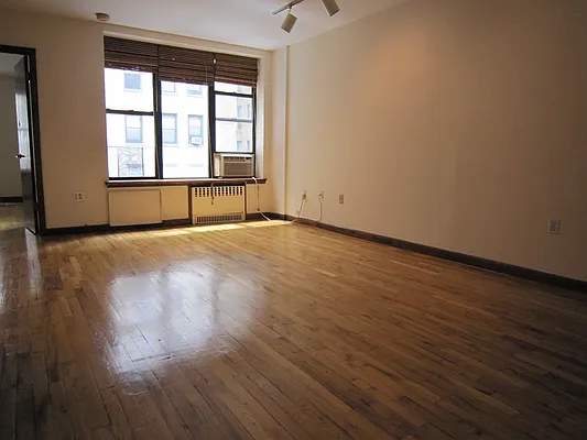 Rented by JK Dansar Corp | media 17