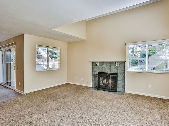 5th image of 351 N Melrose Dr