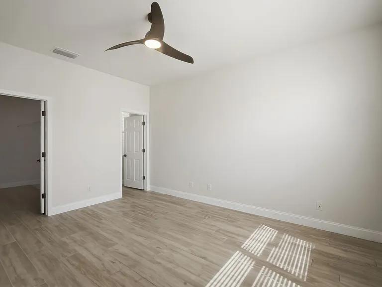 7632 Armonk Ln — Photo 13