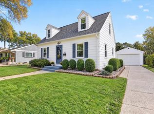 540 N Adams St, Janesville, WI 53545