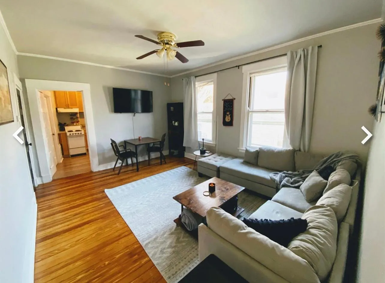 1 bed, $1,000 — Photo 3