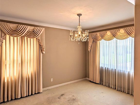 4th image of 8216 Audrain Dr