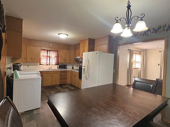 3rd image of 1611 Vinzant St