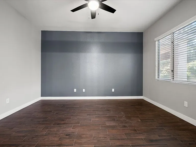 10101 Pinnacle View Pl — Photo 18