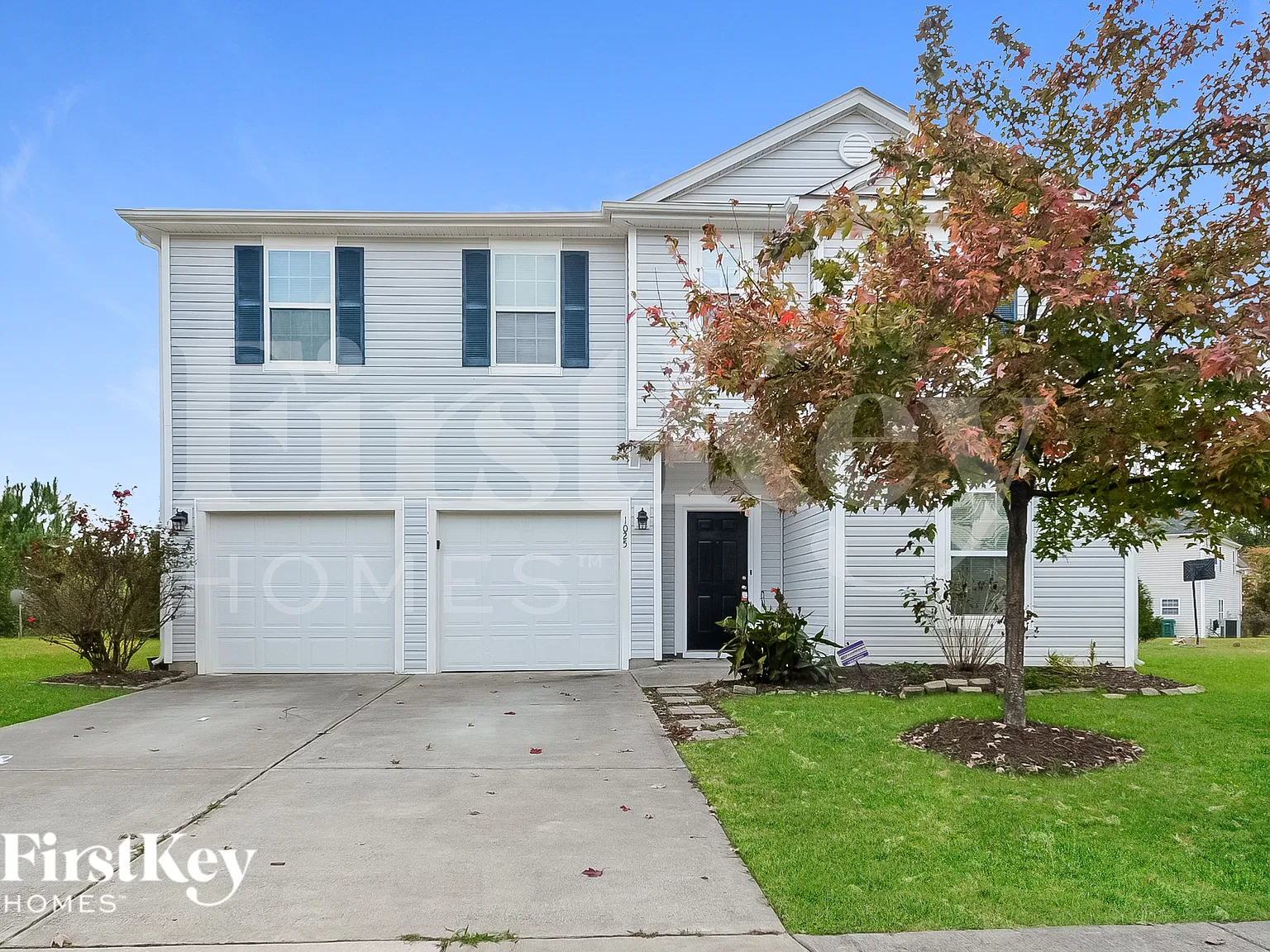 3 bed, 2.5 bath, 2225 sqft, $2,430 — Photo 2