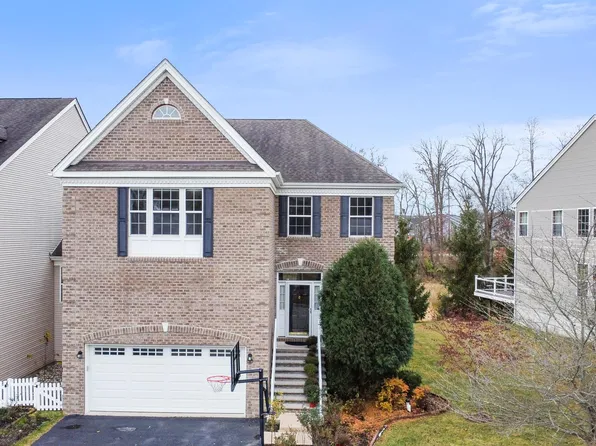 327 Dartmouth Rd, Chester Springs, PA 19425