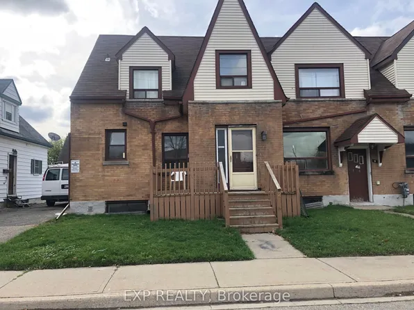 1 Henderson Ave #5, Brampton, ON L6Y 2A3