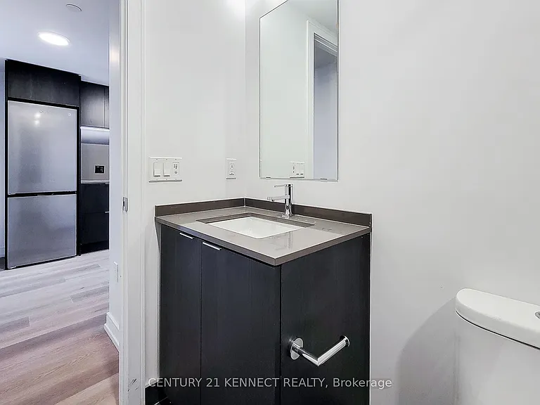 1 Jarvis St #1121 — Photo 45