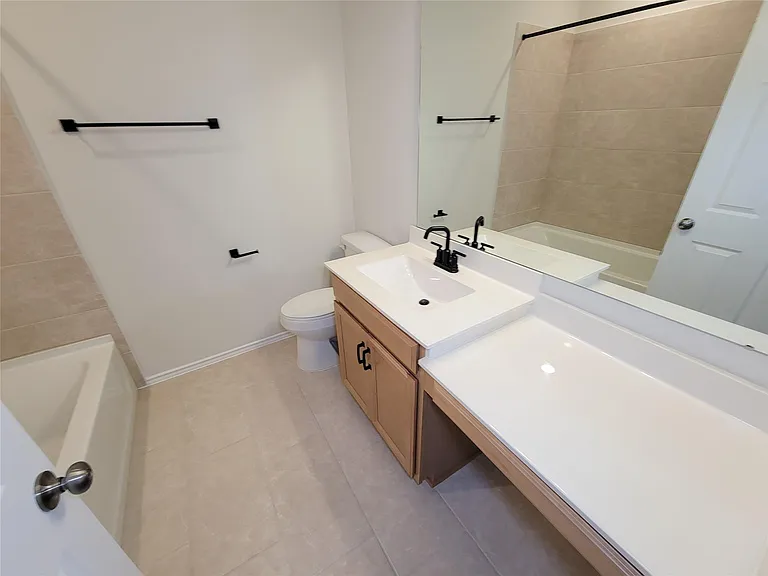 10509 Harmon Smith Dr — Photo 32