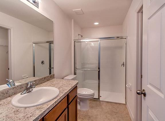 5th image of 709 Evening Shade Ln