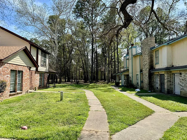 5810 Twisted Pine Ct #C — Photo 21