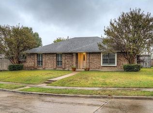 5214 Collingwood Dr, Garland, TX 75043