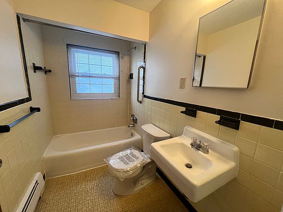 5th image of 333 Massachusetts Ave #20