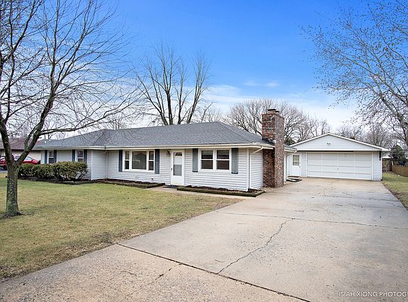 2nd image of 23519 W Grinton Dr