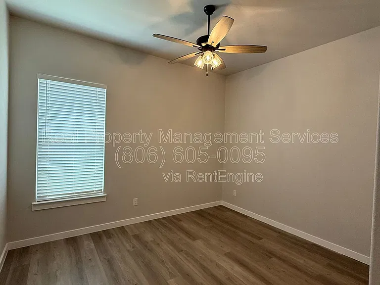 2915 Tractor Ave — Photo 11