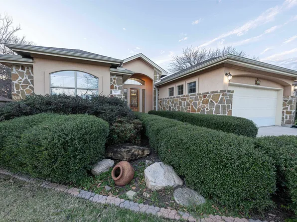 812 Woodland Park Drive, Marble Falls, TX 78654