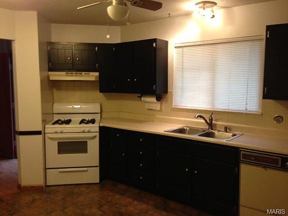 4th image of 3604 Candlewyck Club Dr APT F