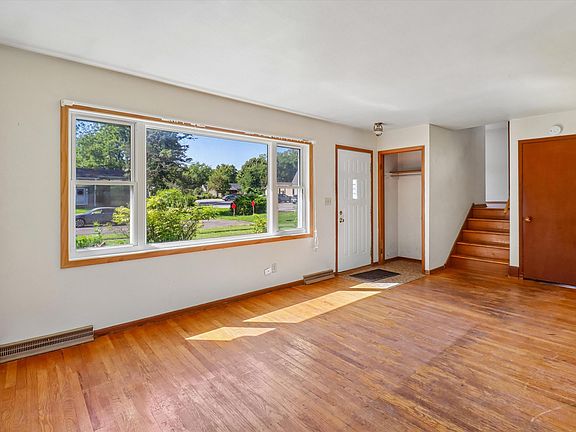 2nd image of 3617 Annear St