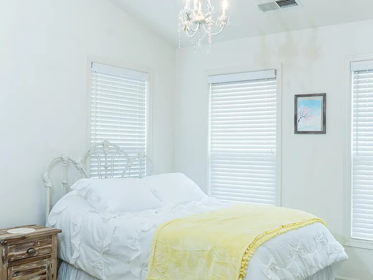 25095 Croxley Green Sq — Photo 28