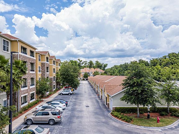 2nd image of 8539 GATE Parkway #9315