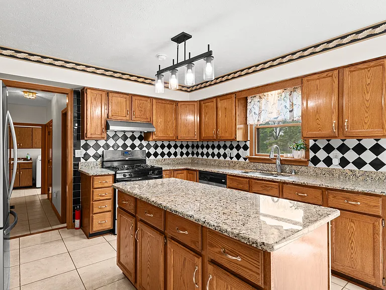 1450 Rusnak Trl — Photo 28