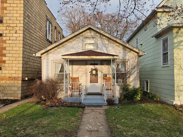530 Circle Ave, Forest Park, IL 60130