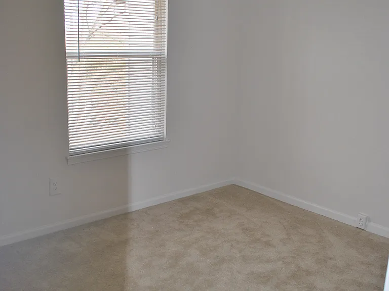9192 Forest Breeze Ct — Photo 3