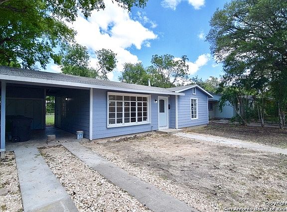 2nd image of 411 Blakeley Dr