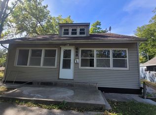 668 24th St, Des Moines, IA 50312