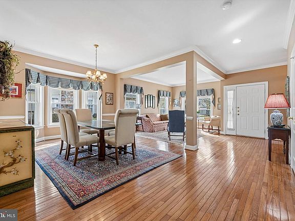 4th image of 123 Daylesford Blvd