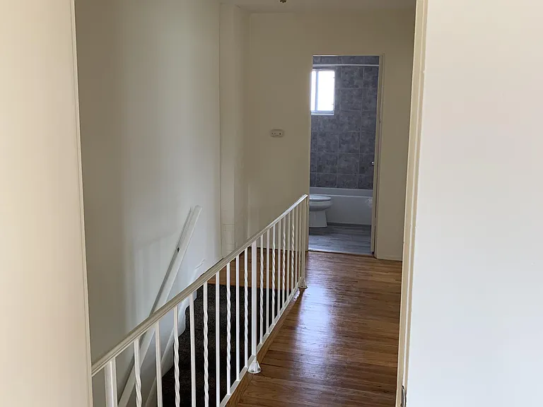 279-313 Kenridge Road - 309 — Photo 9