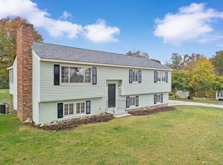 120 Mooresville Rd, Manchester, NH 03103