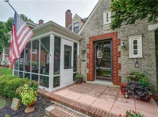 1905 South St, Lexington, MO 64067