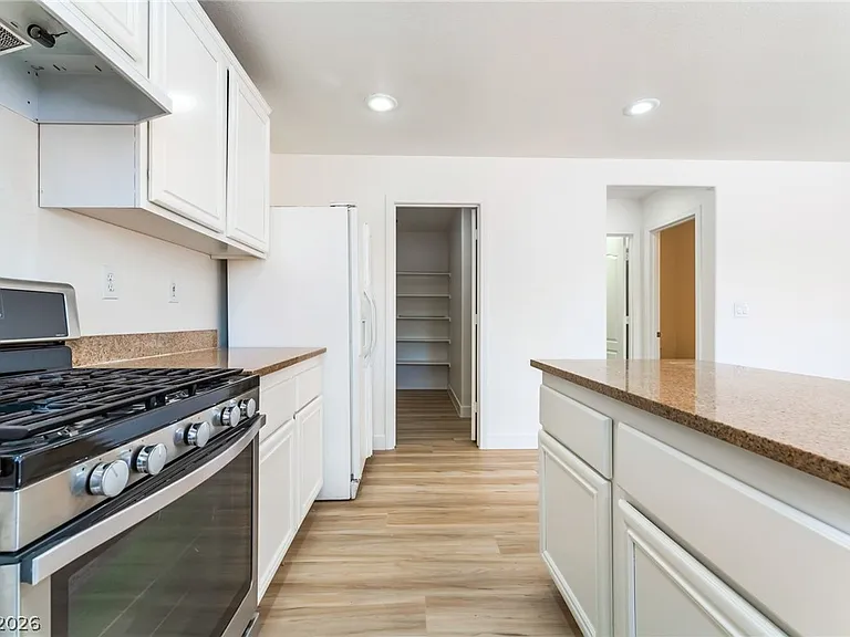 8240 Calico Wind St — Photo 11
