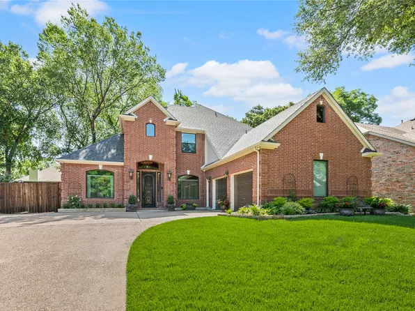 820 Glen Garry Dr, Flower Mound, TX 75022