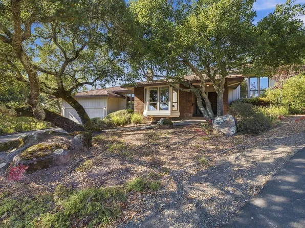 3238 Cobblestone Drive, Santa Rosa, CA 95404
