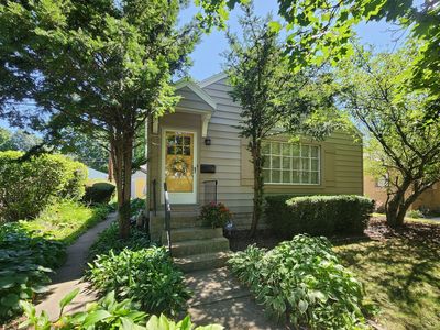 402 S Florence Ave, Bloomington, IL, 61701
