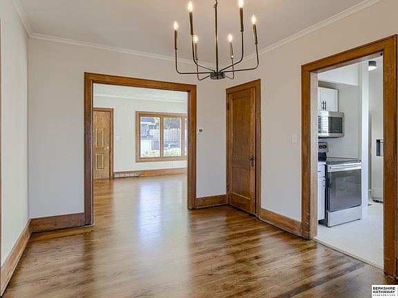 5th image of 403 N 47th St
