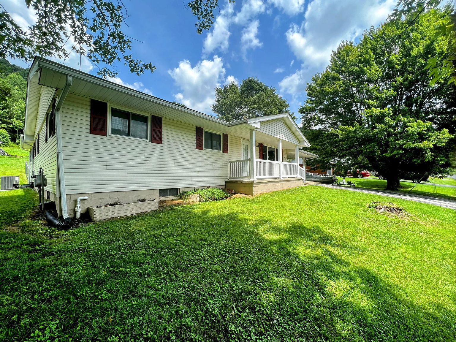 828 Dry Creek Rd, Clearfield, KY 40313 Zillow