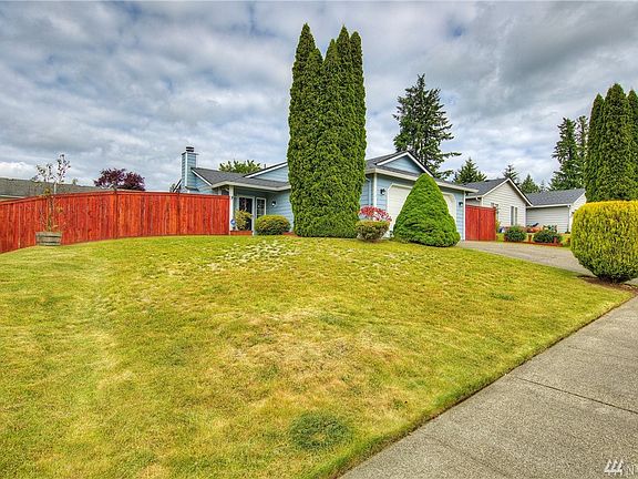Great setting on spacious lot!